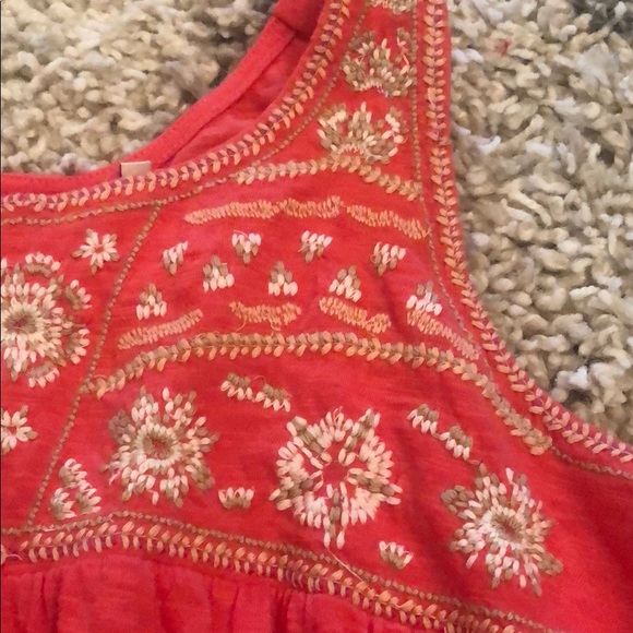 Dillard’s Tank Top - Picture 2 of 4